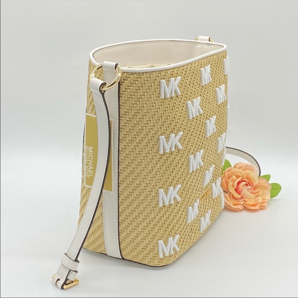 MICHAEL KORS STRAW PYTHON CAPSULE EDEN MD MESSENGR - Picture 9 of 16